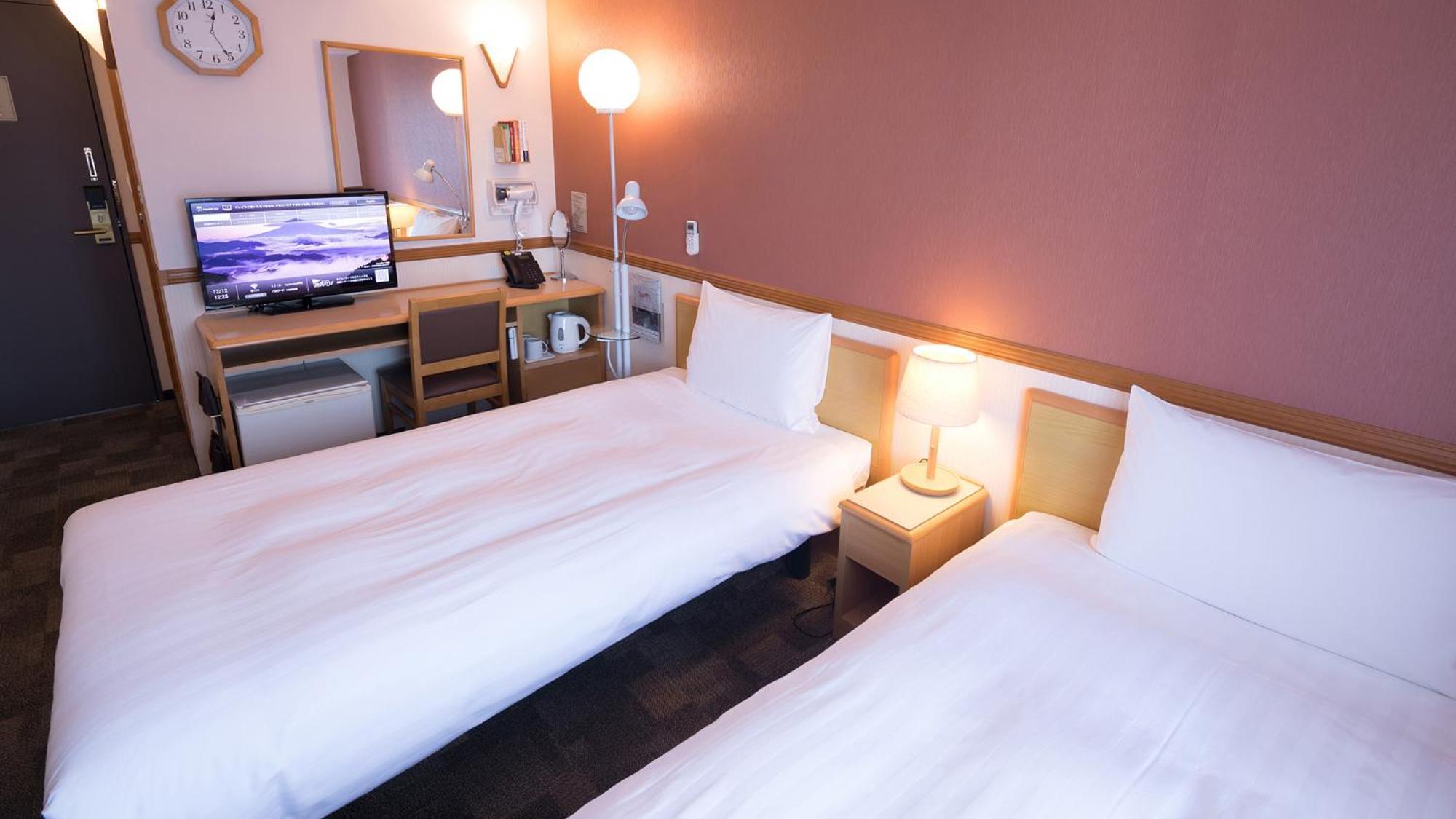 Toyoko Inn Higashi-Hiroshima Saijo Ekimae Zimmer foto